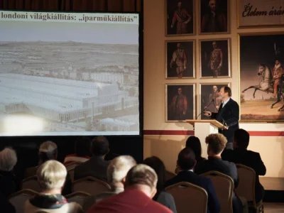 „Művészet és iparosság” – előadások a művészi igényű kézműves mesterségek tárgykörében – konferencia-beszámoló