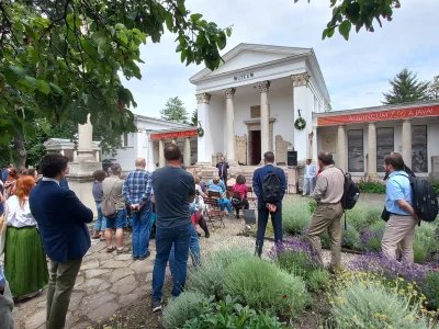 Szépmíves diákok Aquincumban